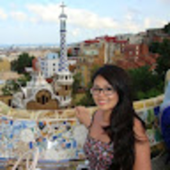 Meet your Posher, Amanda - Picture 1 of 1